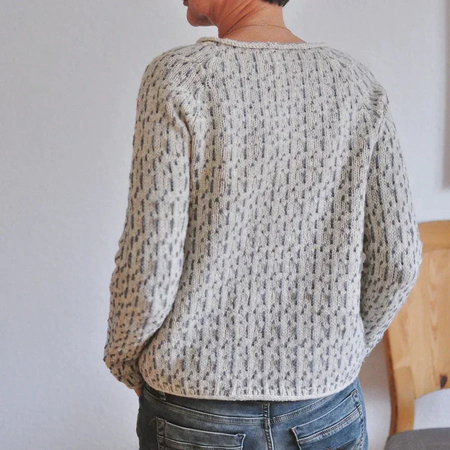 Victoria | Elegancki szary sweter z dekoltem łódki