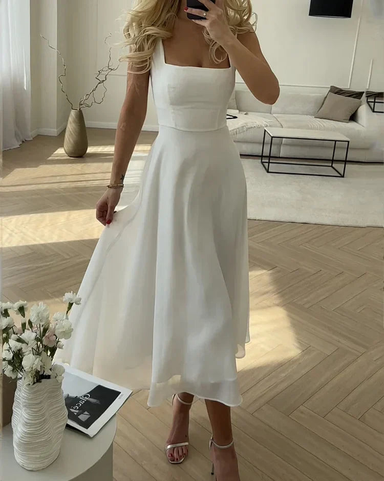 NOMI - Elegancka Długa Sukienka z Półprzezroczystego Chiffonu