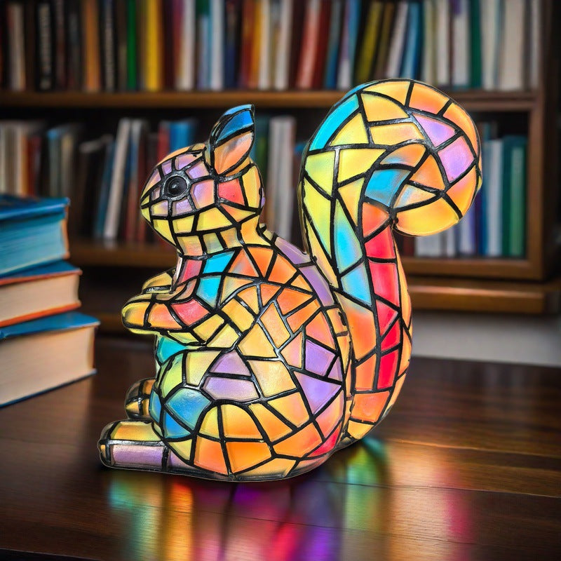 Nino | Lampa w kształcie wiewiórki Magisk z kolorowego szkła