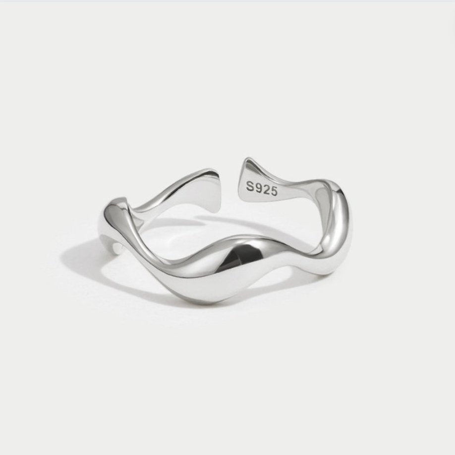 Vagues - Minimalistyczny Pierścionek